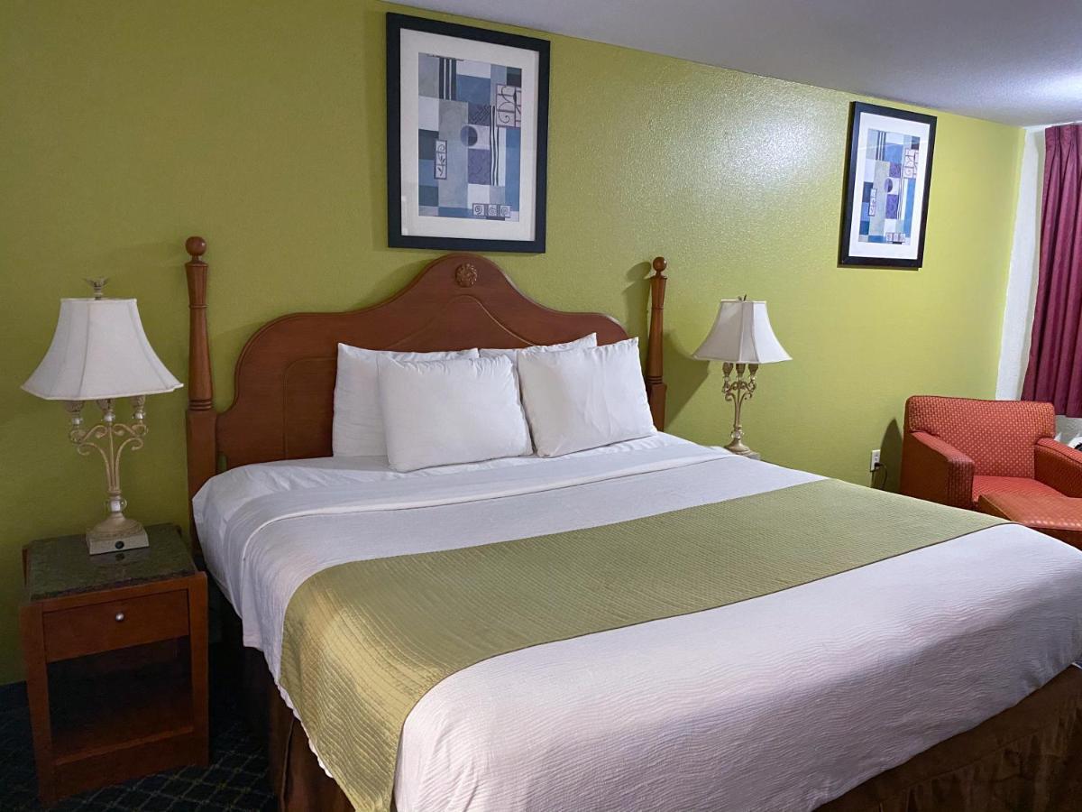 Royal Inn Richmond Hill- Savannah I-95 Eksteriør billede