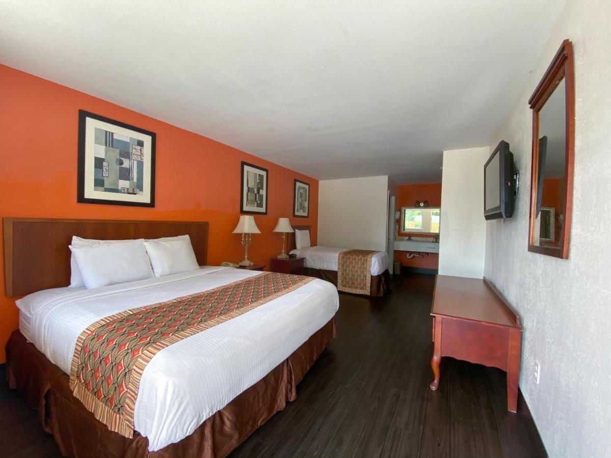 Royal Inn Richmond Hill- Savannah I-95 Eksteriør billede